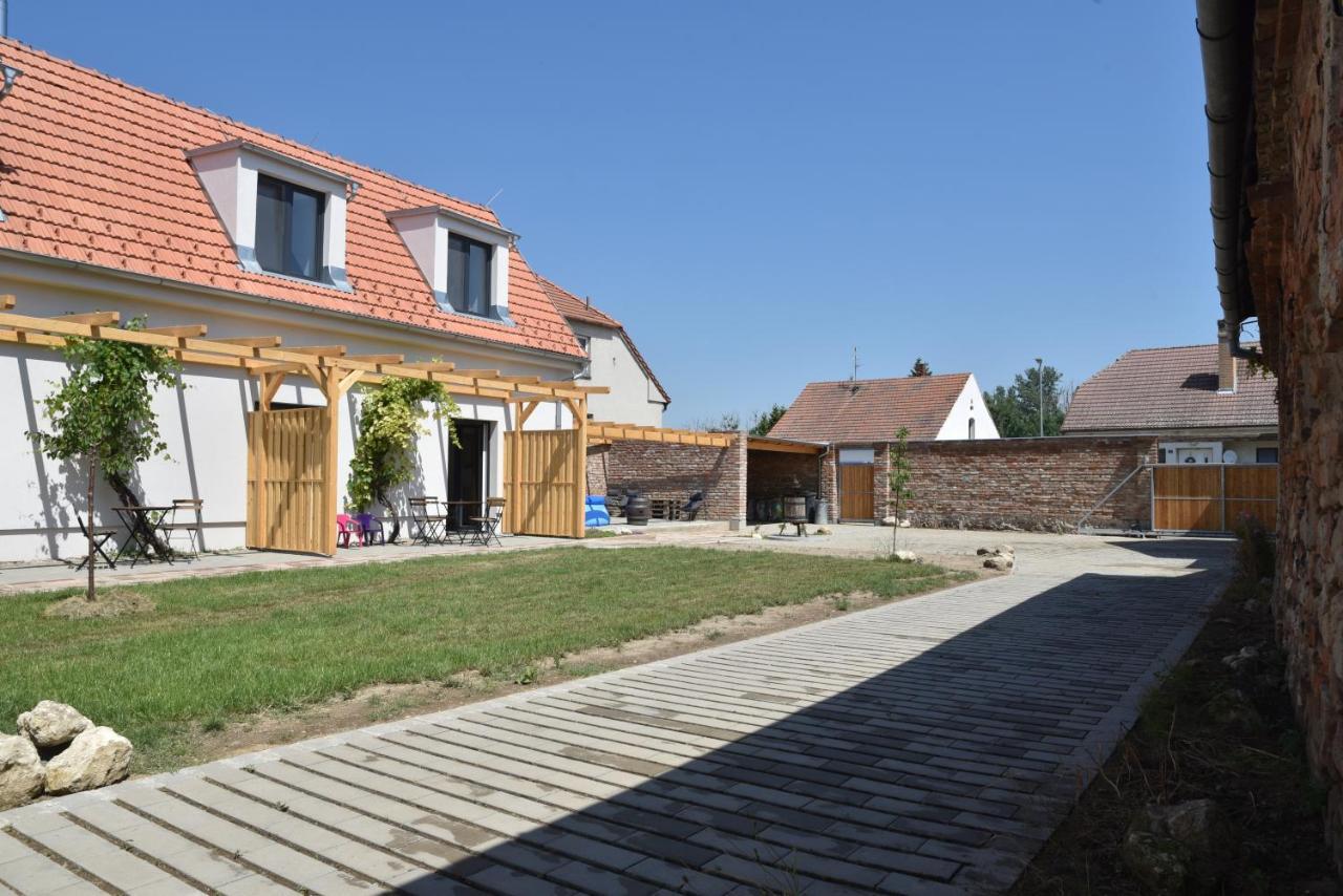 Vila Vlastovka Bulhary Esterno foto
